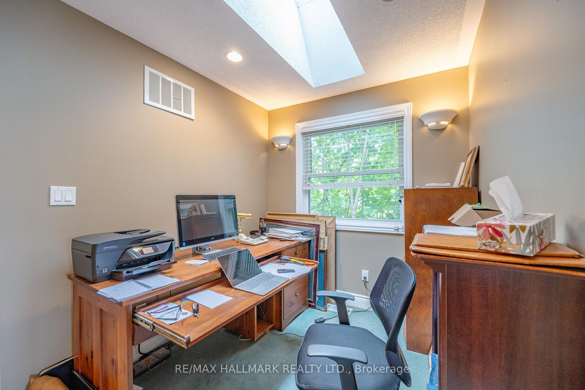 Photo 15 of 361 Lake Drive N, Georgina, Historic Lakeshore Communities — HOMEH