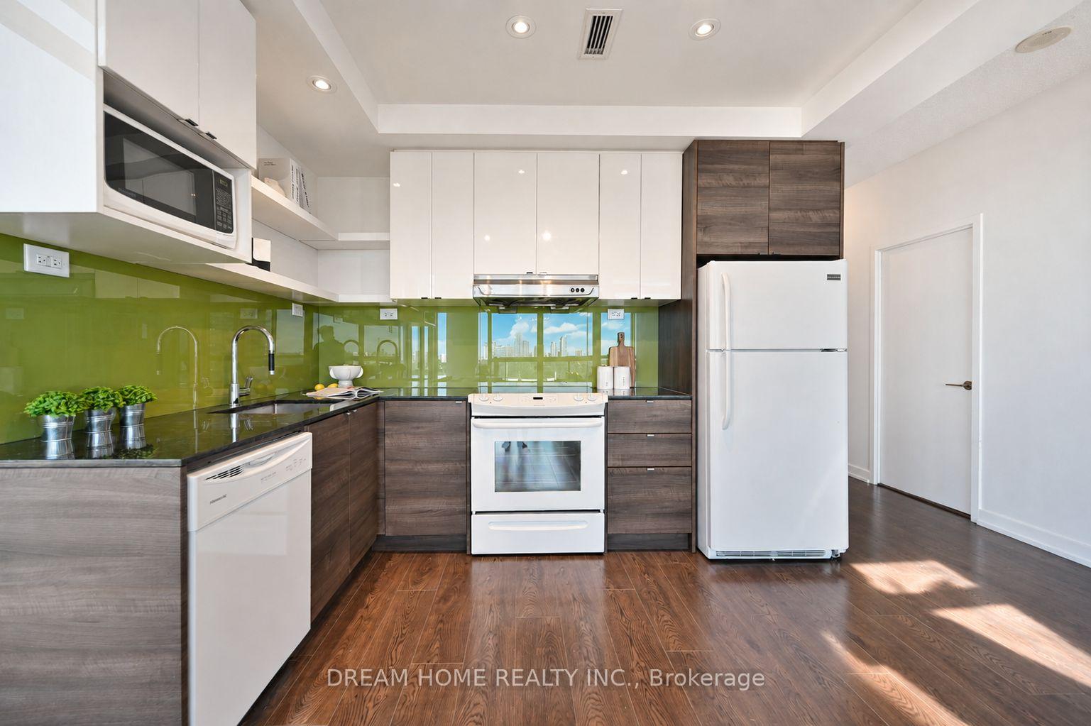 Photo 17 of Unit 2608, 121 Mcmahon Drive, North York, Bayview Village — HOMEH
