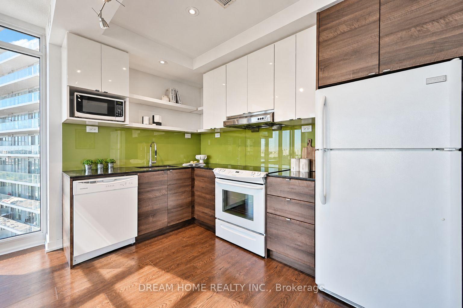 Photo 18 of Unit 2608, 121 Mcmahon Drive, North York, Bayview Village — HOMEH