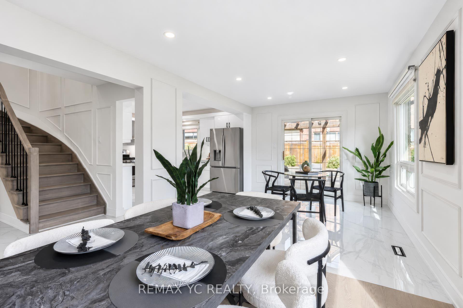 Photo 9 of 4 Simmons Crescent, Aurora, Aurora Highlands — HOMEH