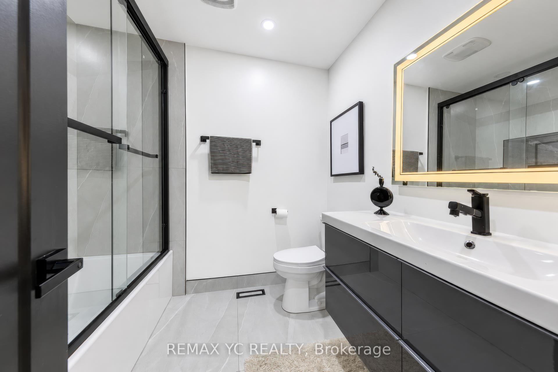Photo 25 of 4 Simmons Crescent, Aurora, Aurora Highlands — HOMEH