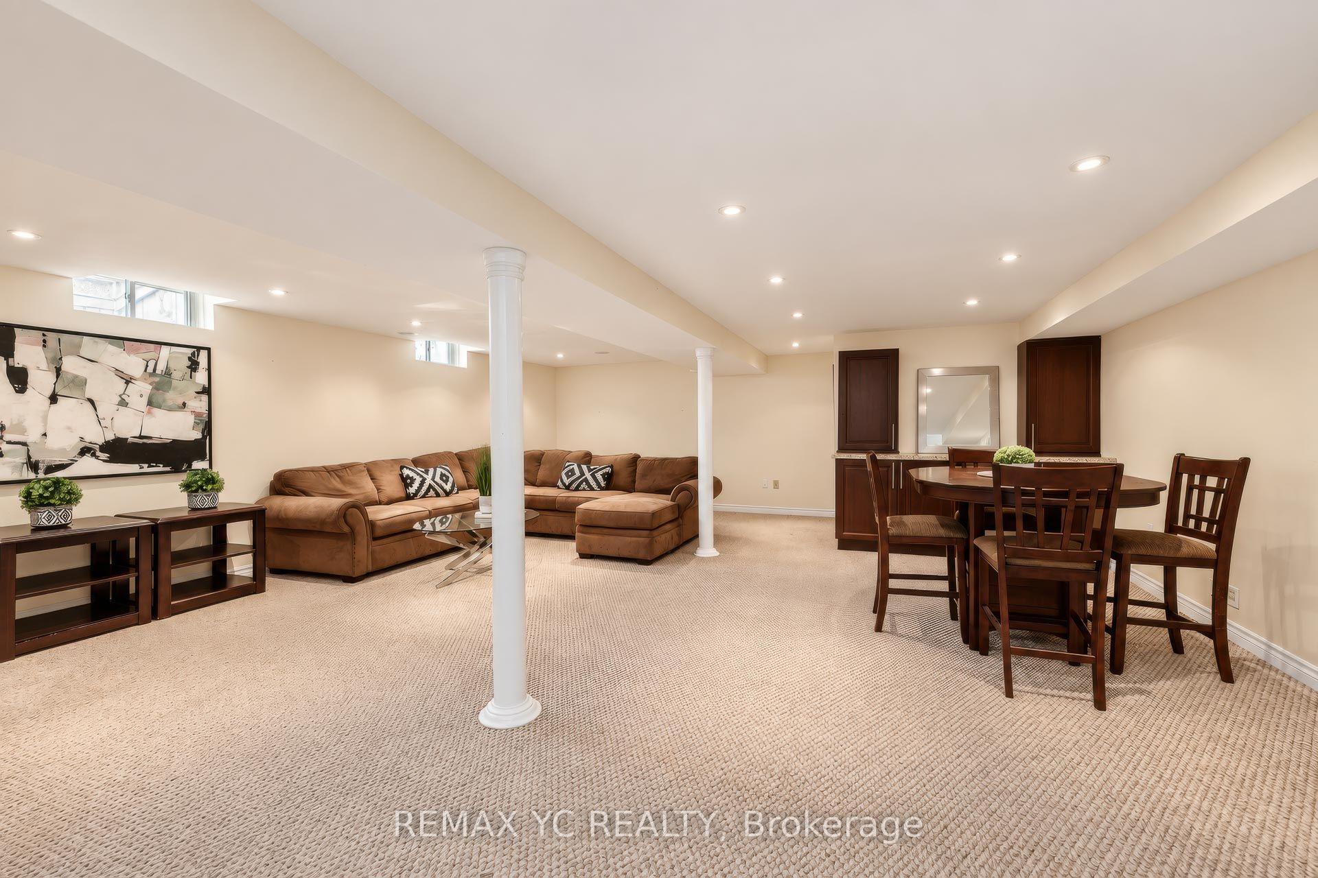 Photo 30 of 4 Simmons Crescent, Aurora, Aurora Highlands — HOMEH