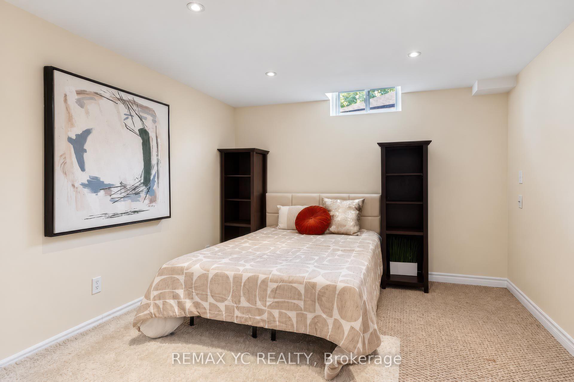 Photo 31 of 4 Simmons Crescent, Aurora, Aurora Highlands — HOMEH