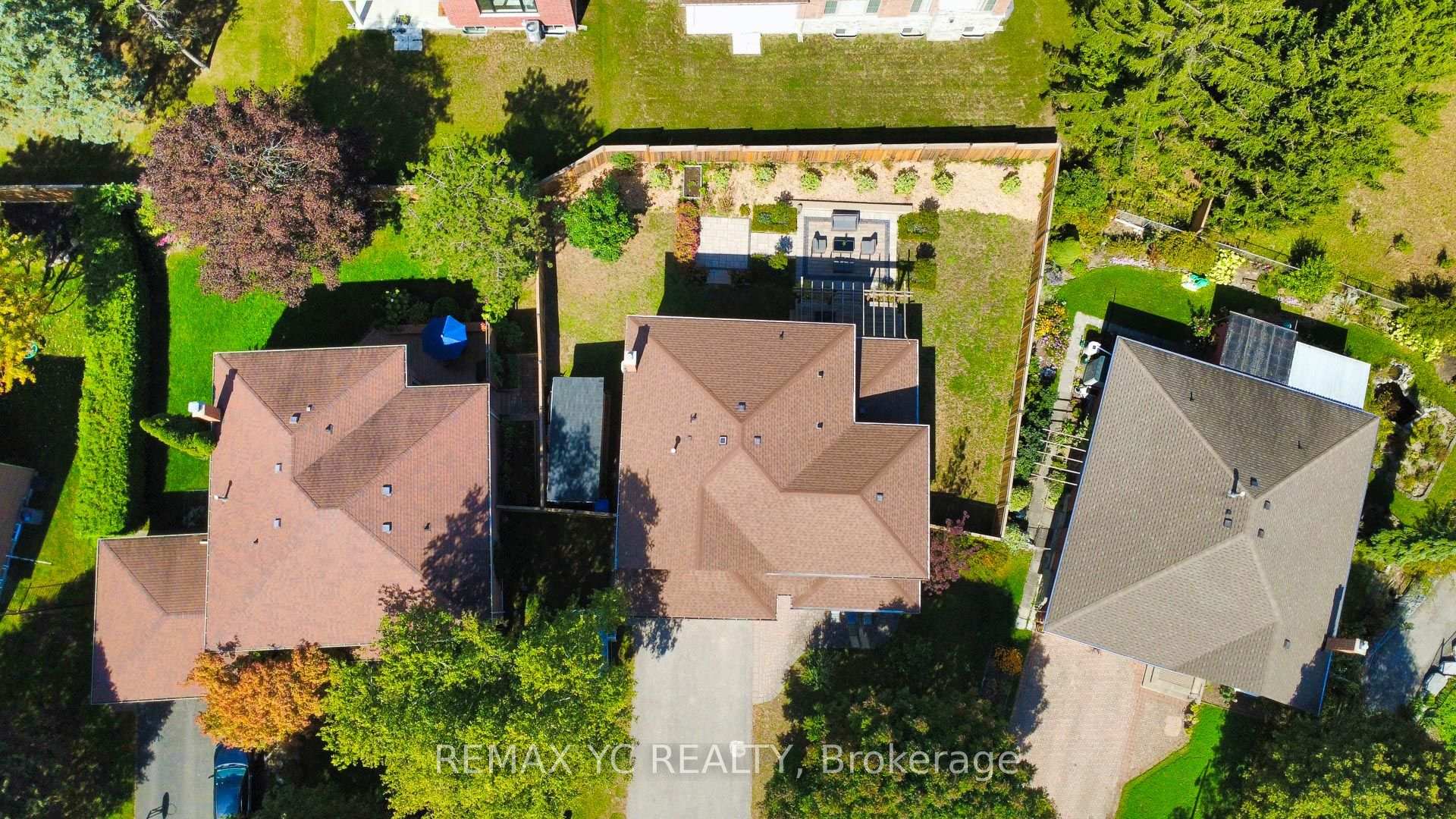 Photo 40 of 4 Simmons Crescent, Aurora, Aurora Highlands — HOMEH