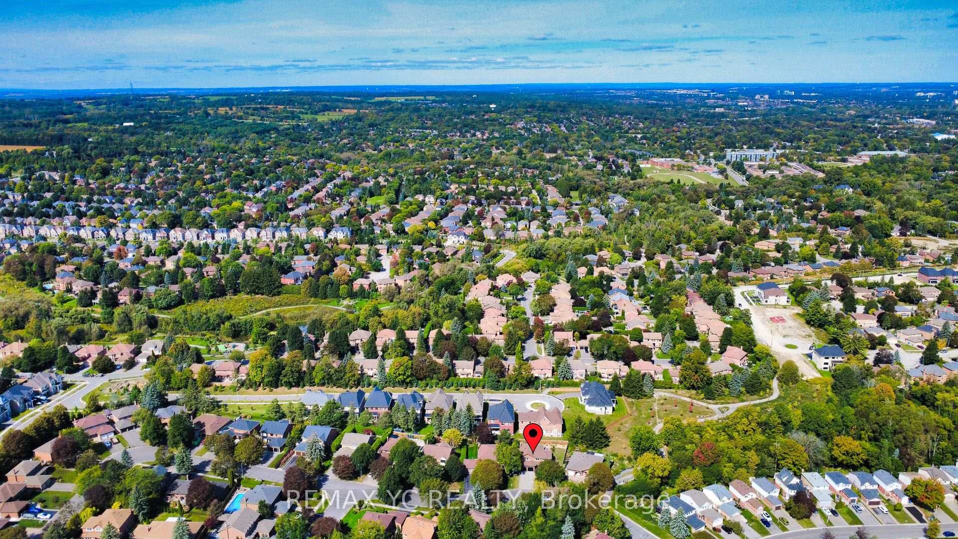Photo 48 of 4 Simmons Crescent, Aurora, Aurora Highlands — HOMEH