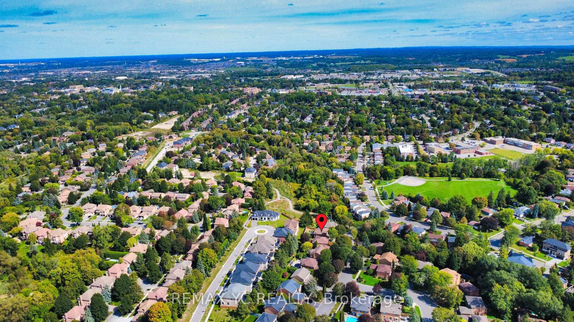 Photo 49 of 4 Simmons Crescent, Aurora, Aurora Highlands — HOMEH