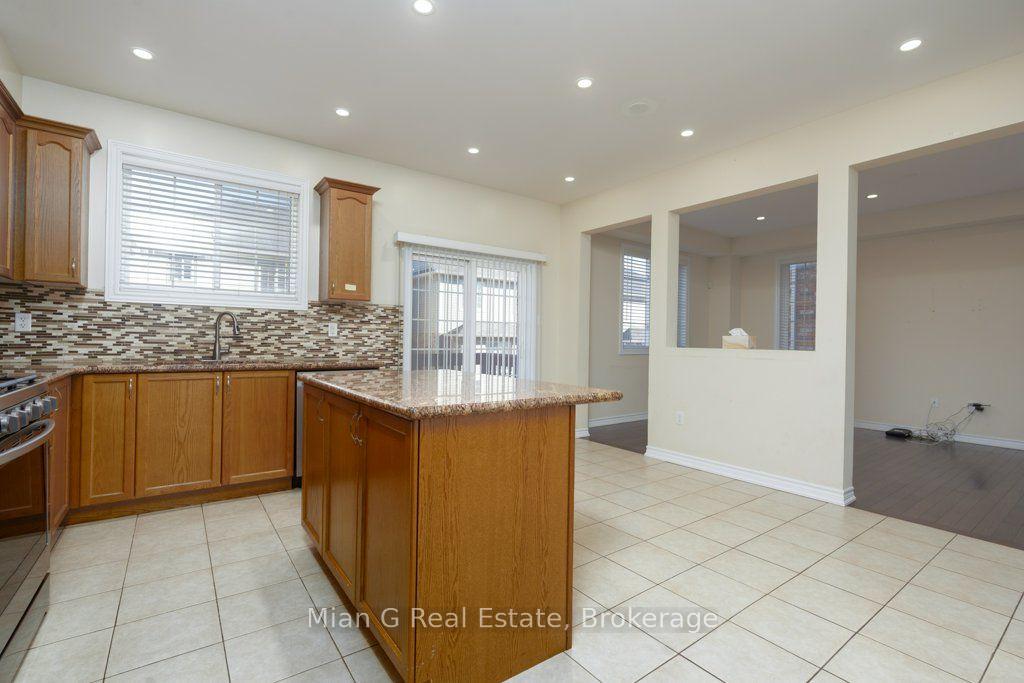 Photo 6 of 519 Miller Way E, Milton, Clarke — HOMEH