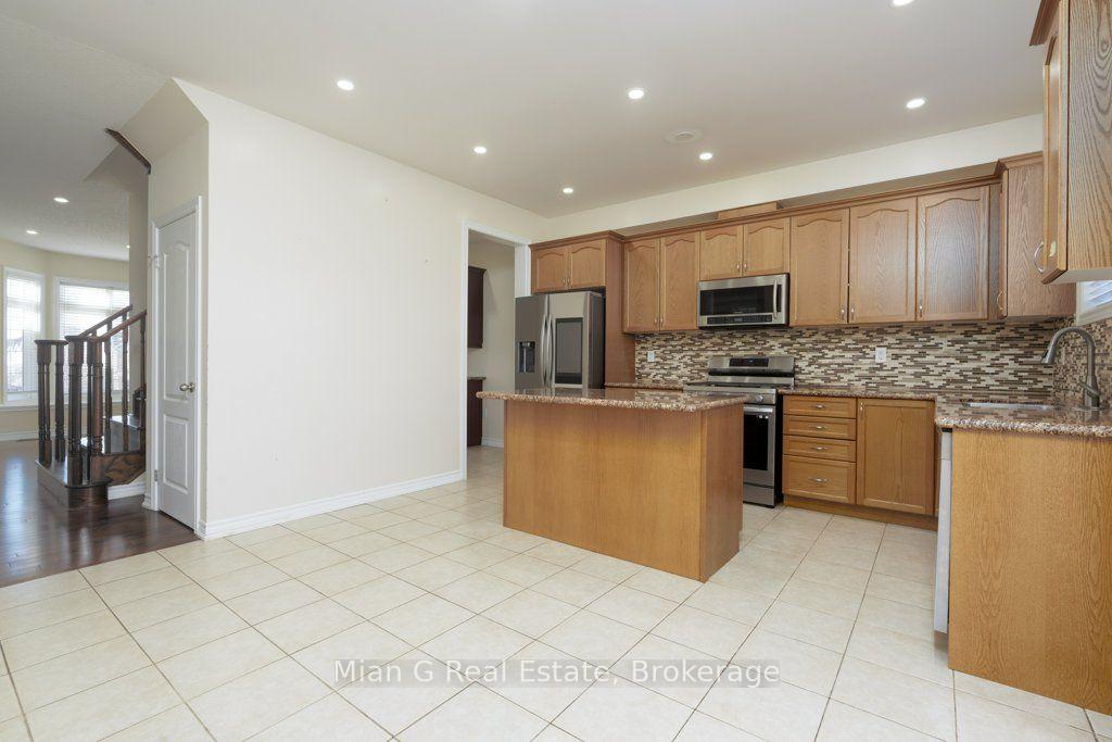 Photo 8 of 519 Miller Way E, Milton, Clarke — HOMEH