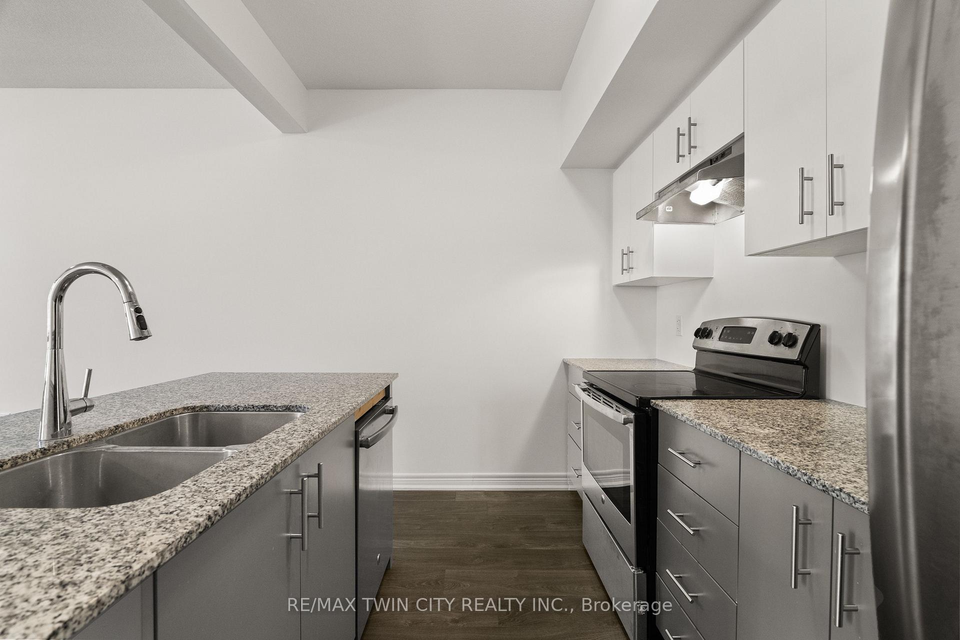 Photo 20 of Unit 129, 10 Birmingham Drive, Cambridge, Hagey — HOMEH