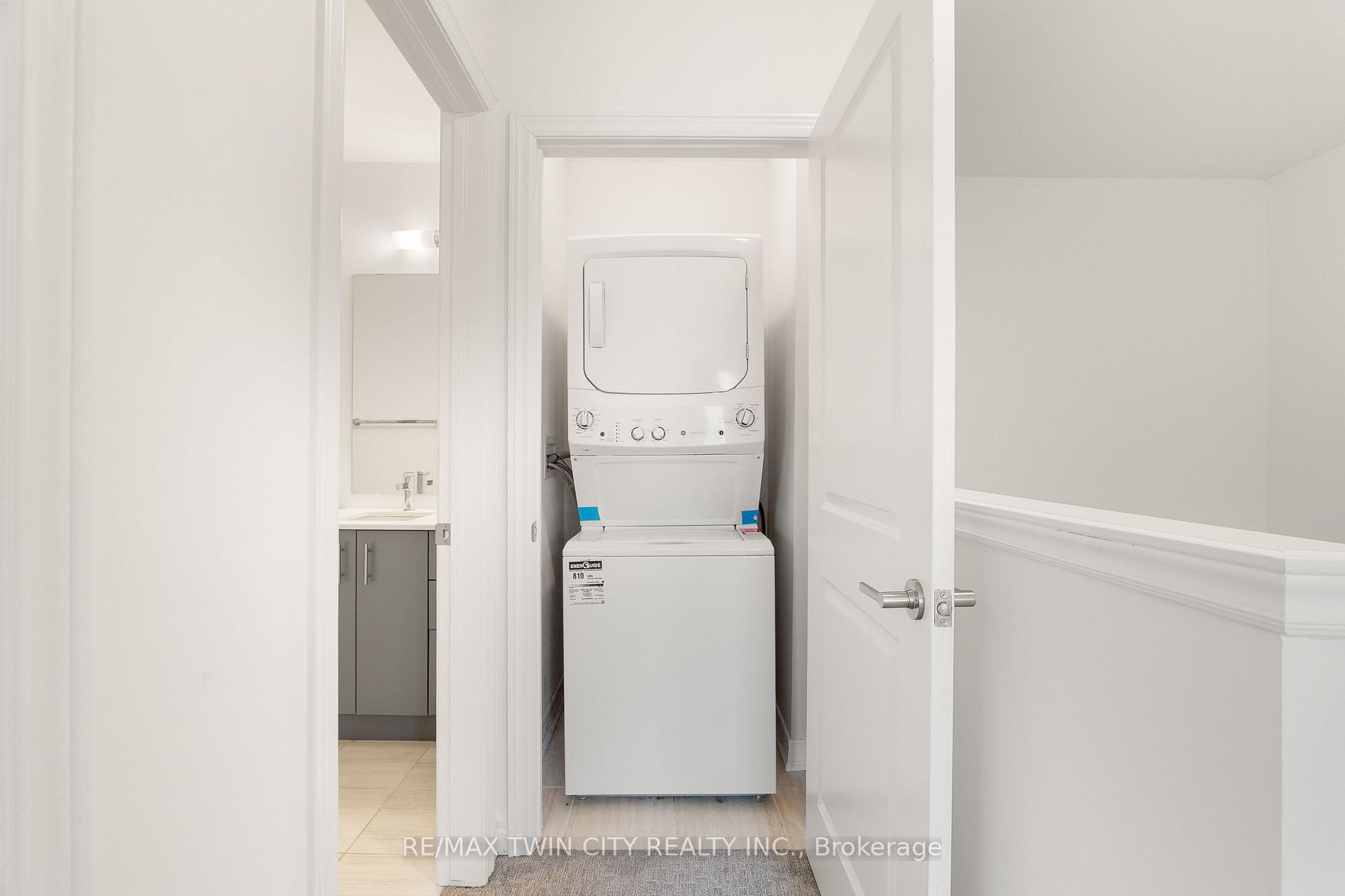 Photo 25 of Unit 129, 10 Birmingham Drive, Cambridge, Hagey — HOMEH