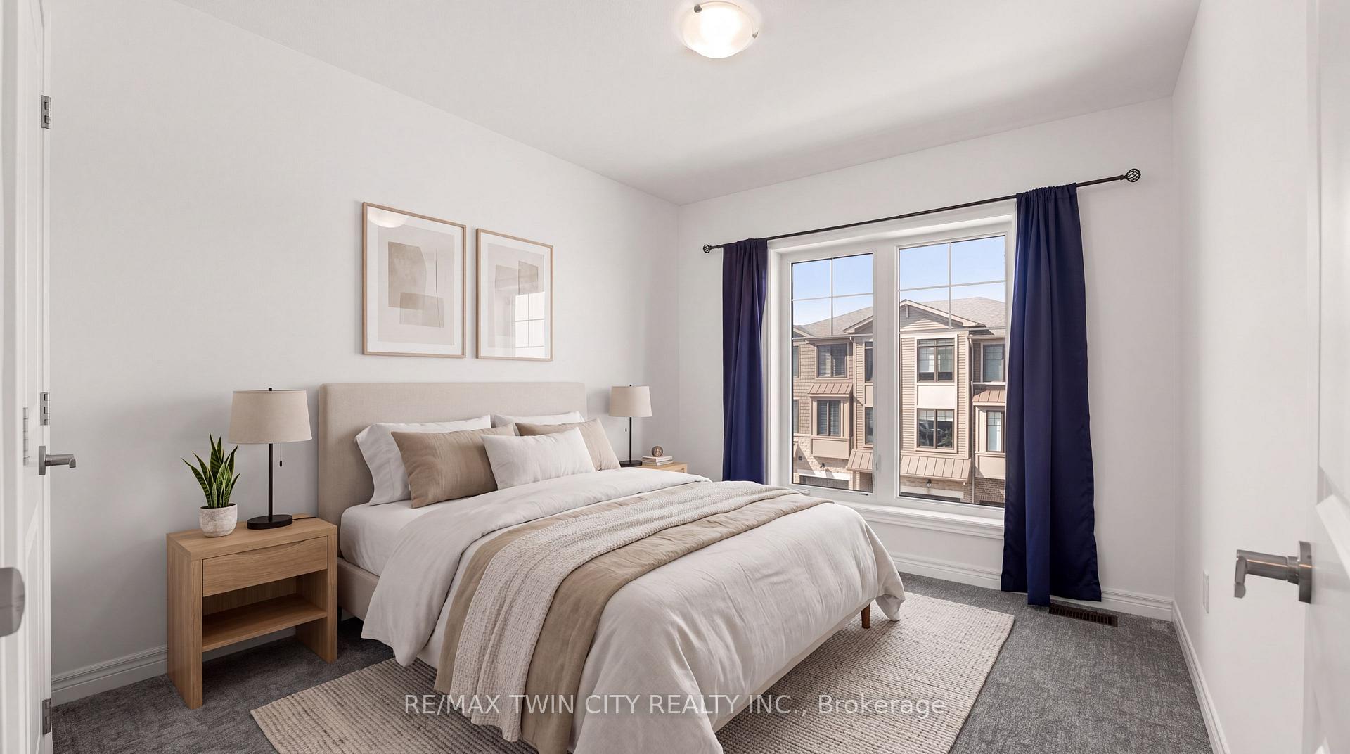 Photo 31 of Unit 129, 10 Birmingham Drive, Cambridge, Hagey — HOMEH