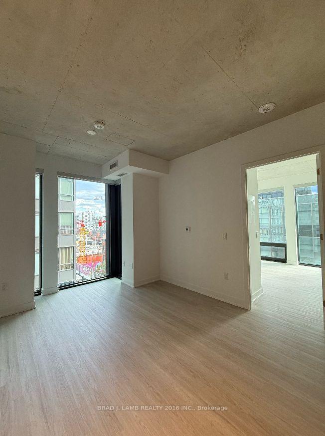 Photo 4 of Unit 602, 284 King Street E, Toronto, Moss Park — HOMEH