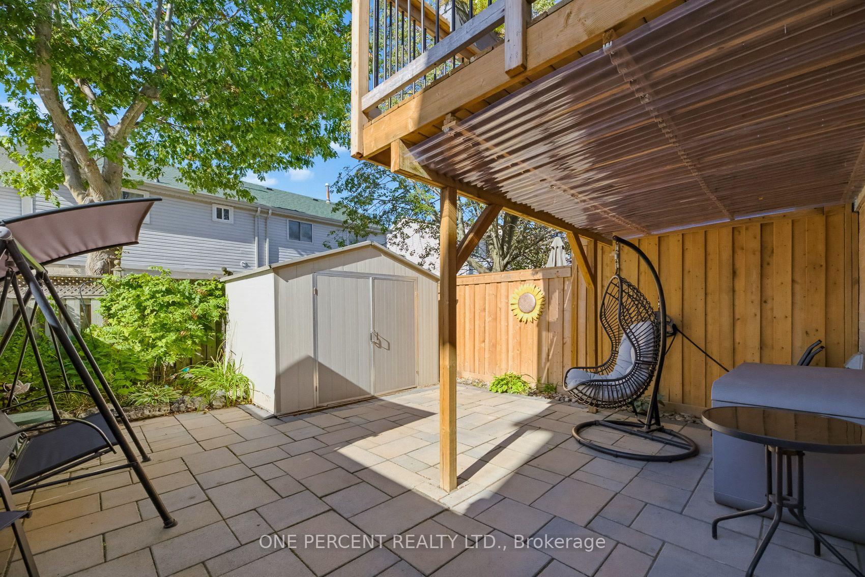 Photo 40 of 51 Courtleigh Square, Brampton, Heart Lake East — HOMEH