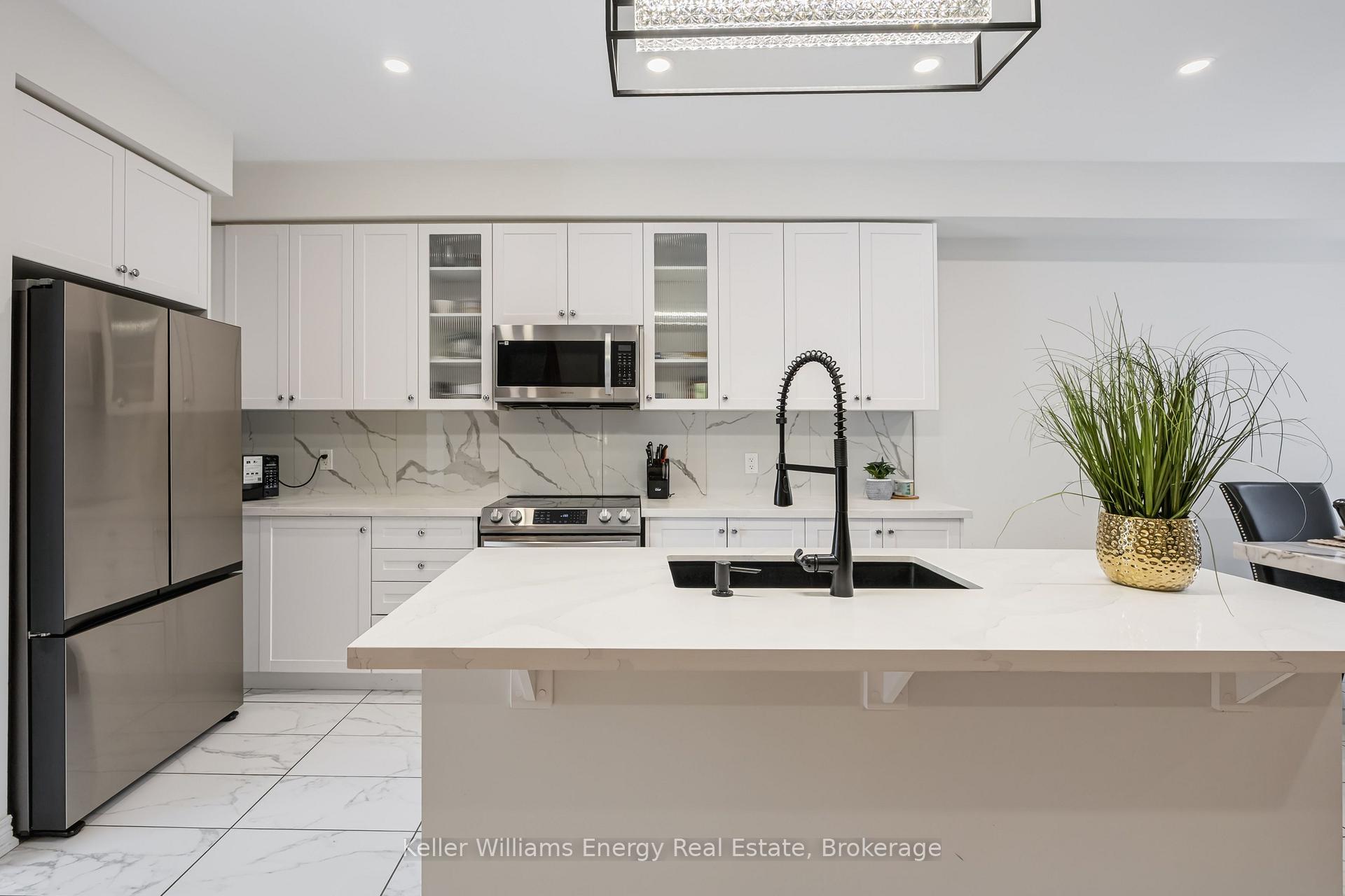 Photo 8 of 165 Coronation Road, Whitby, Rural Whitby — HOMEH