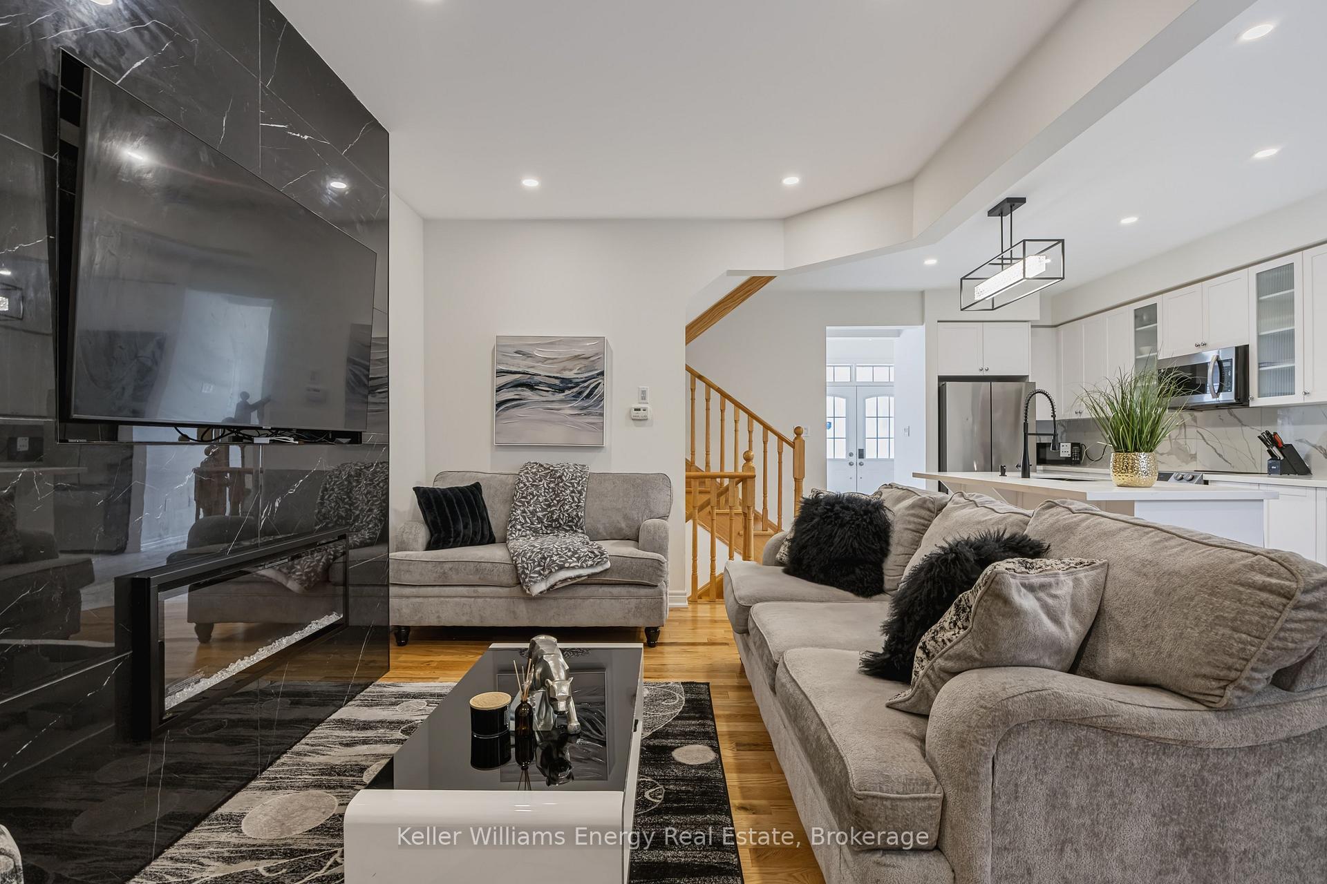 Photo 16 of 165 Coronation Road, Whitby, Rural Whitby — HOMEH