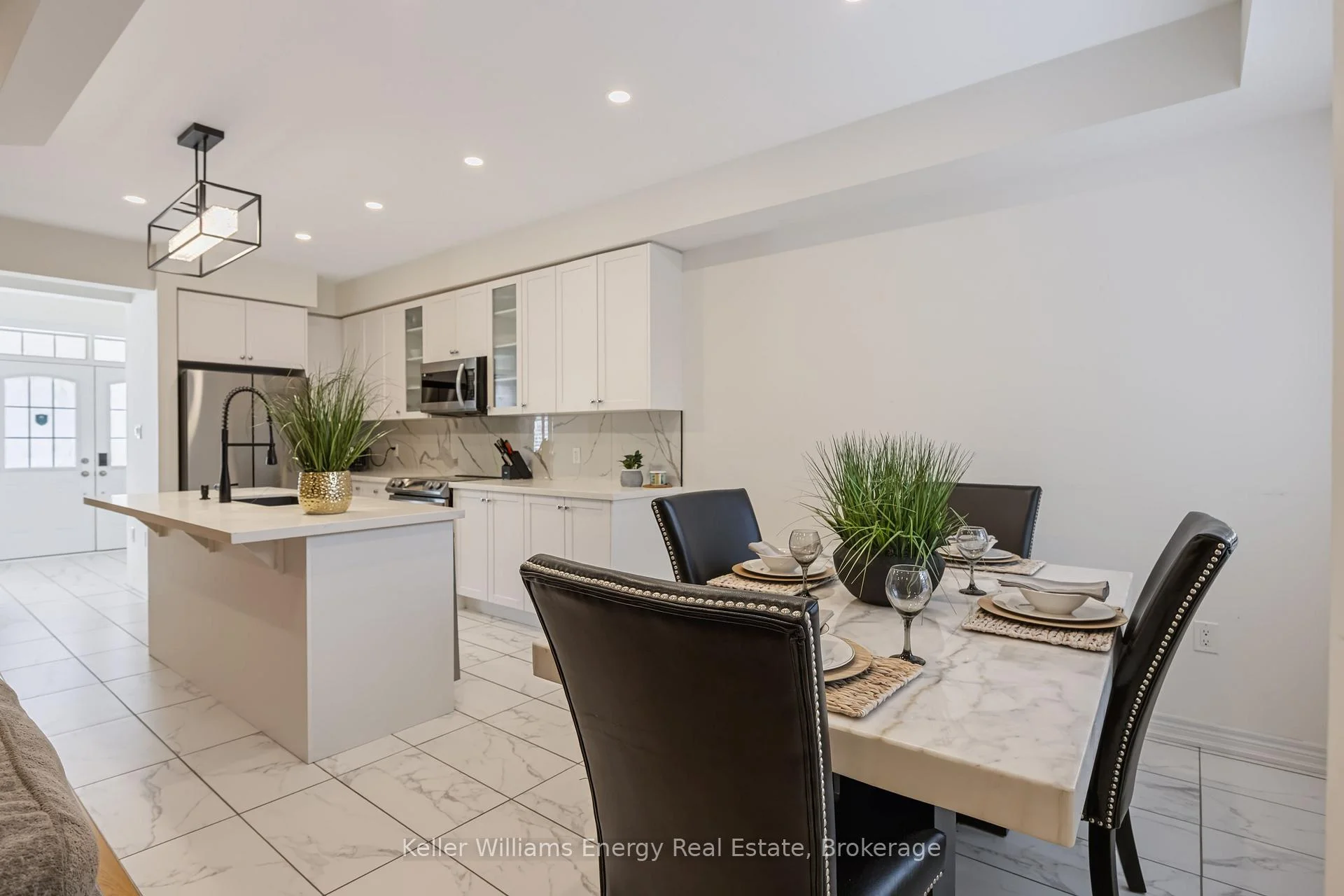 Photo 12 of 165 Coronation Road, Whitby, Rural Whitby — HOMEH