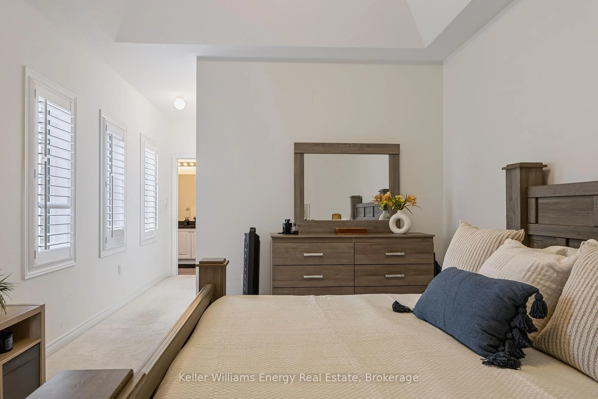 Photo 22 of 165 Coronation Road, Whitby, Rural Whitby — HOMEH