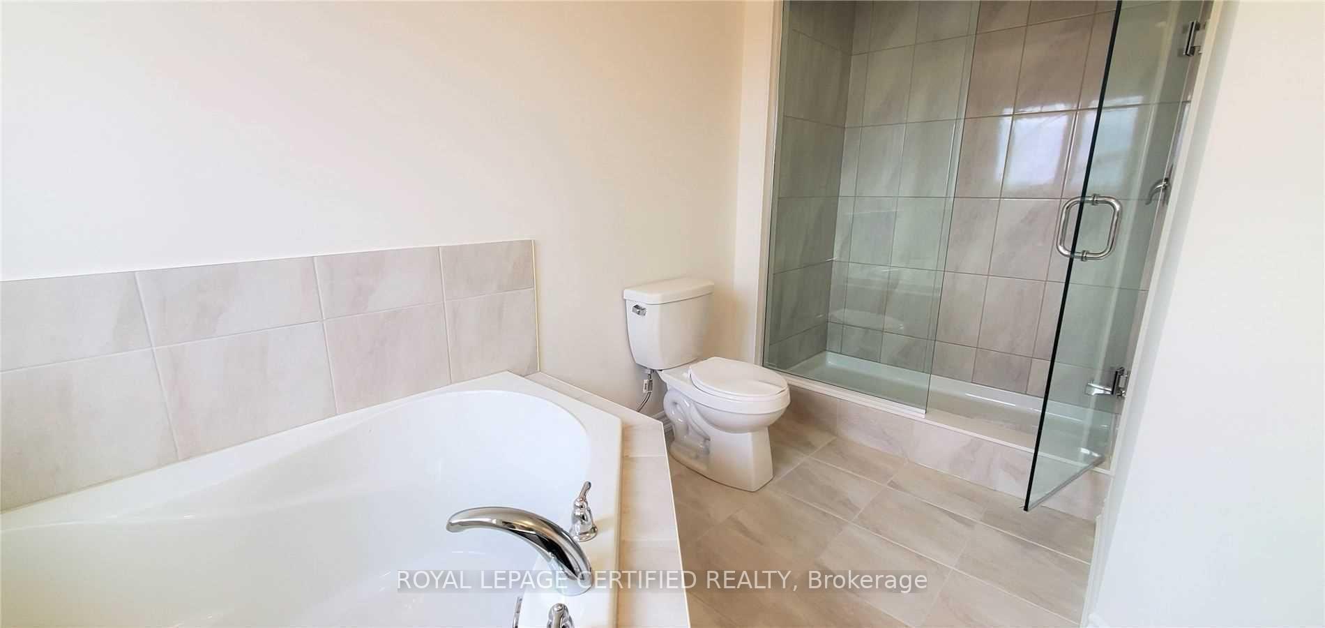 Photo 14 of 21 Munro Circle, Brantford, Empire South — HOMEH