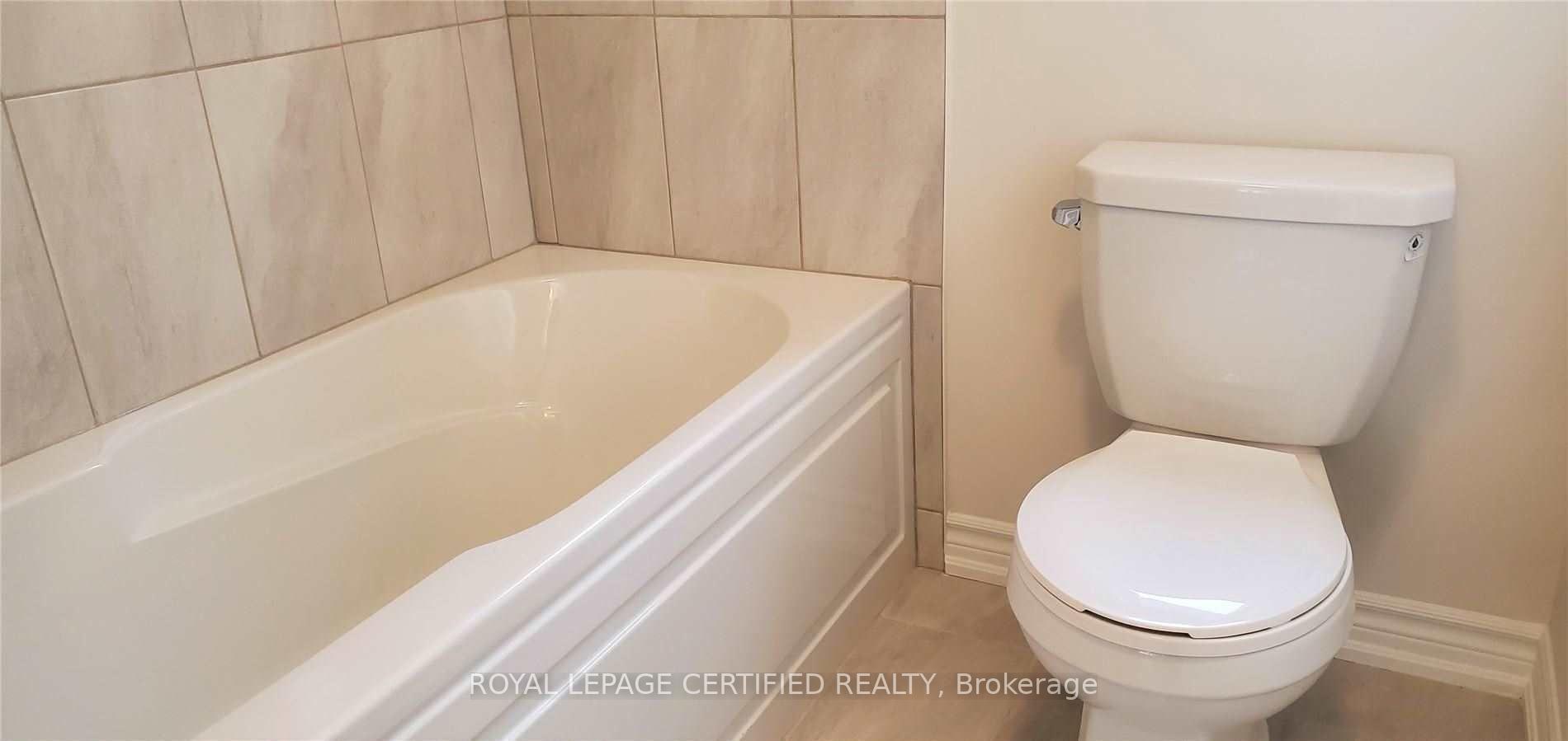 Photo 15 of 21 Munro Circle, Brantford, Empire South — HOMEH