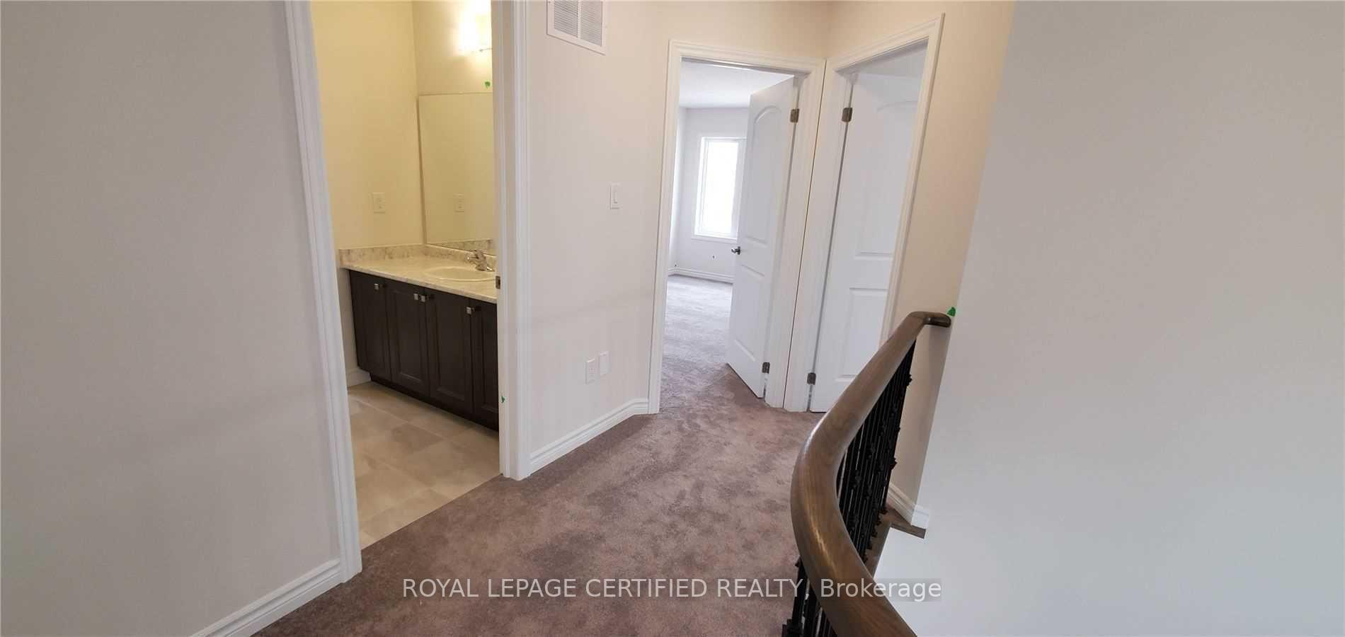 Photo 17 of 21 Munro Circle, Brantford, Empire South — HOMEH
