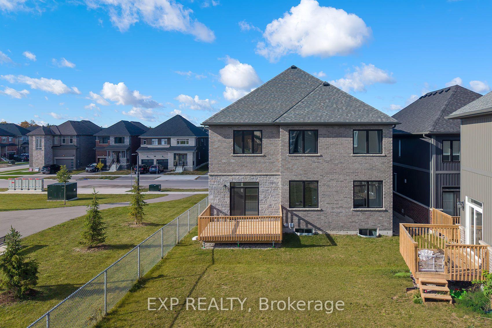 Photo 48 of 40 Lally Terrace, Barrie, Rural Barrie Southeast — HOMEH