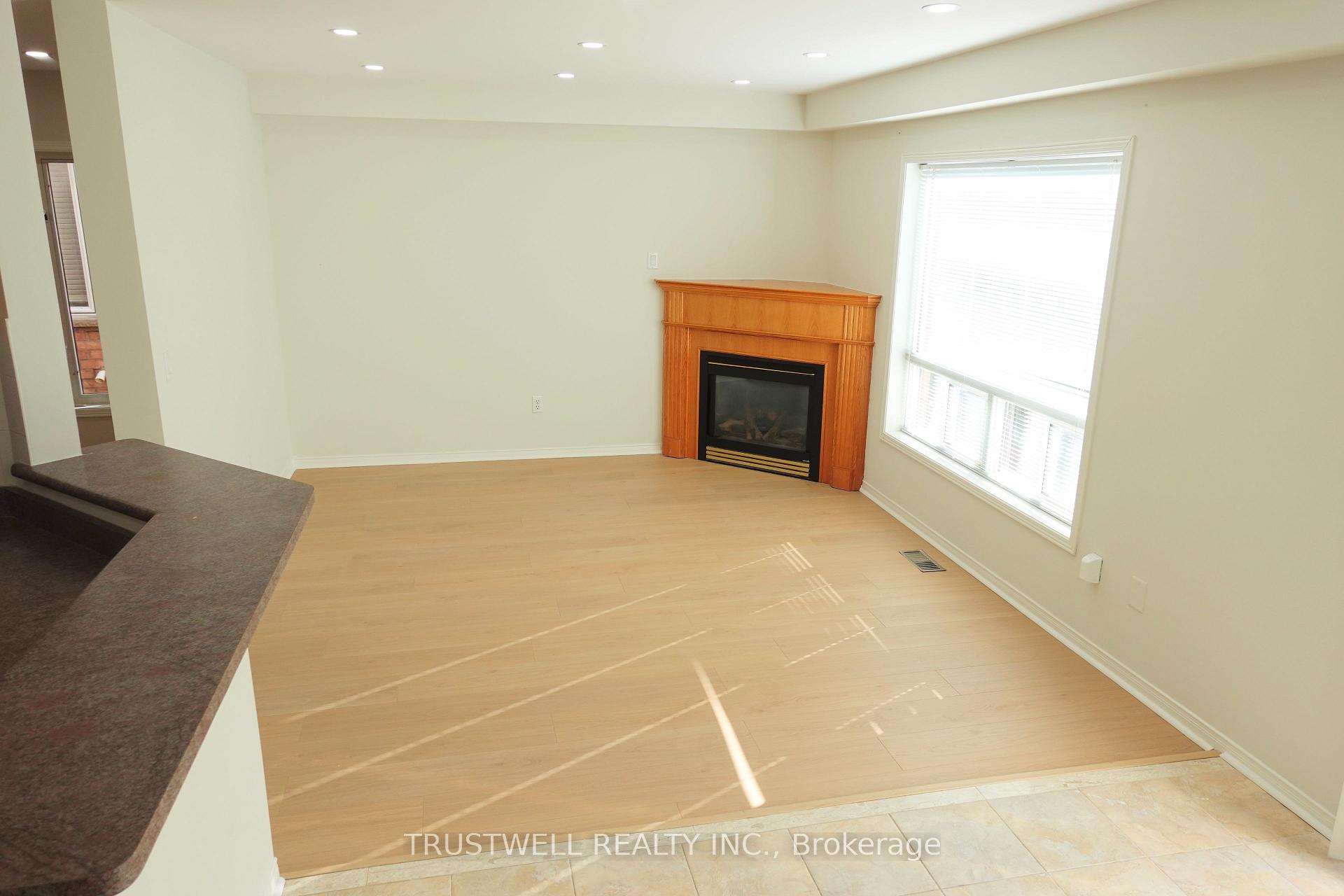 Photo 16 of 111 Millcliff Circle, Aurora, Aurora Grove — HOMEH