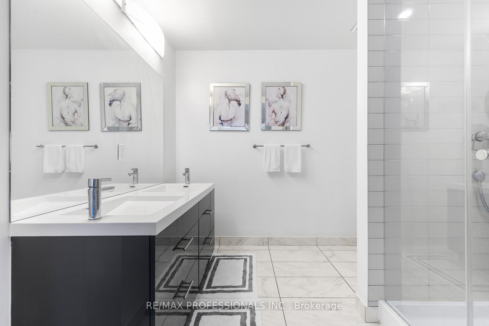 Photo 26 of Unit 325, 30 Nelson Street, Toronto, Waterfront Communities — HOMEH