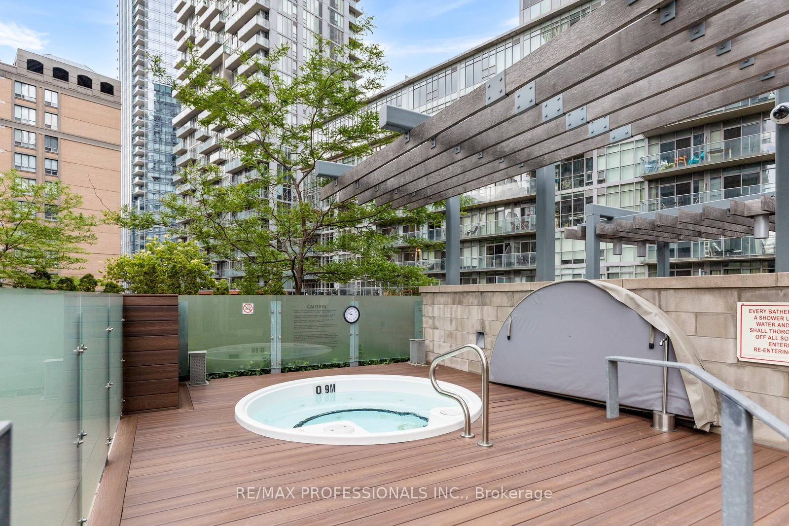Photo 35 of Unit 325, 30 Nelson Street, Toronto, Waterfront Communities — HOMEH