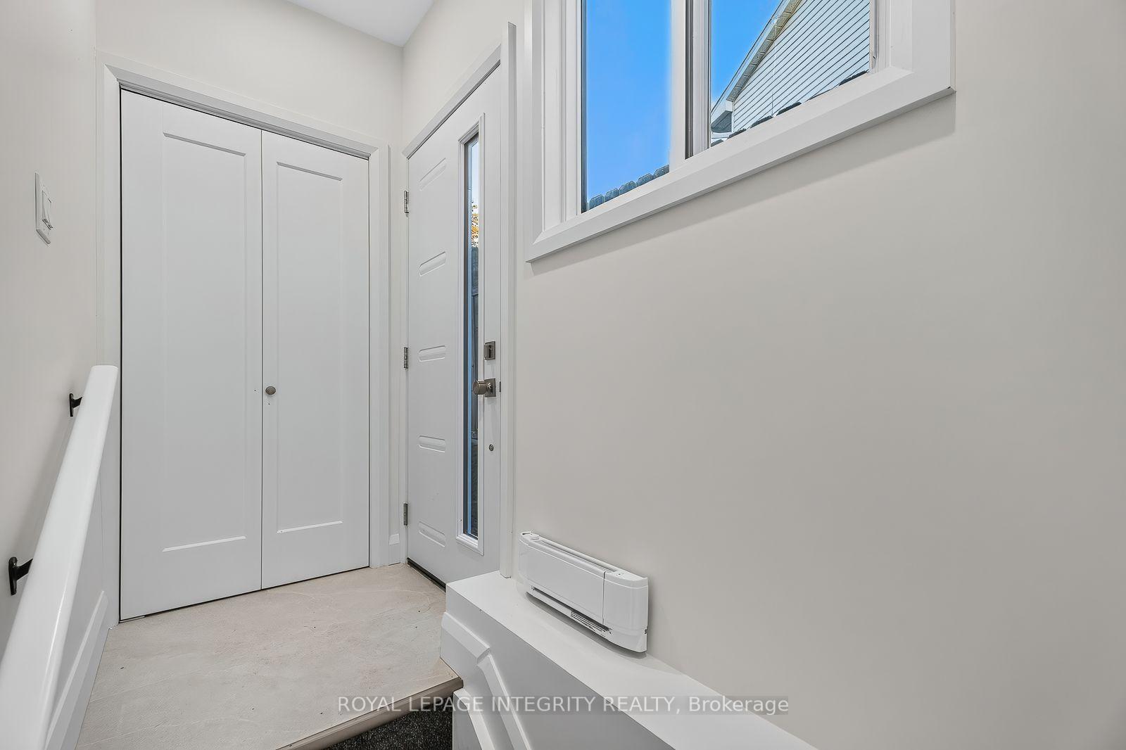 Photo 4 of Unit A, 775 Kingfisher Crescent, Ottawa, Chatelaine Village — HOMEH