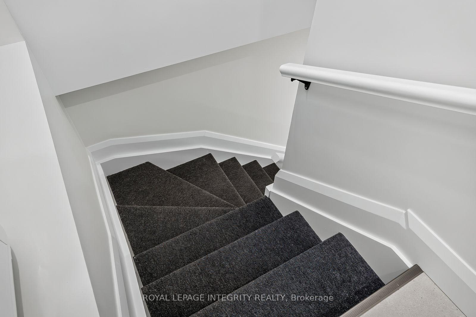 Photo 6 of Unit A, 775 Kingfisher Crescent, Ottawa, Chatelaine Village — HOMEH