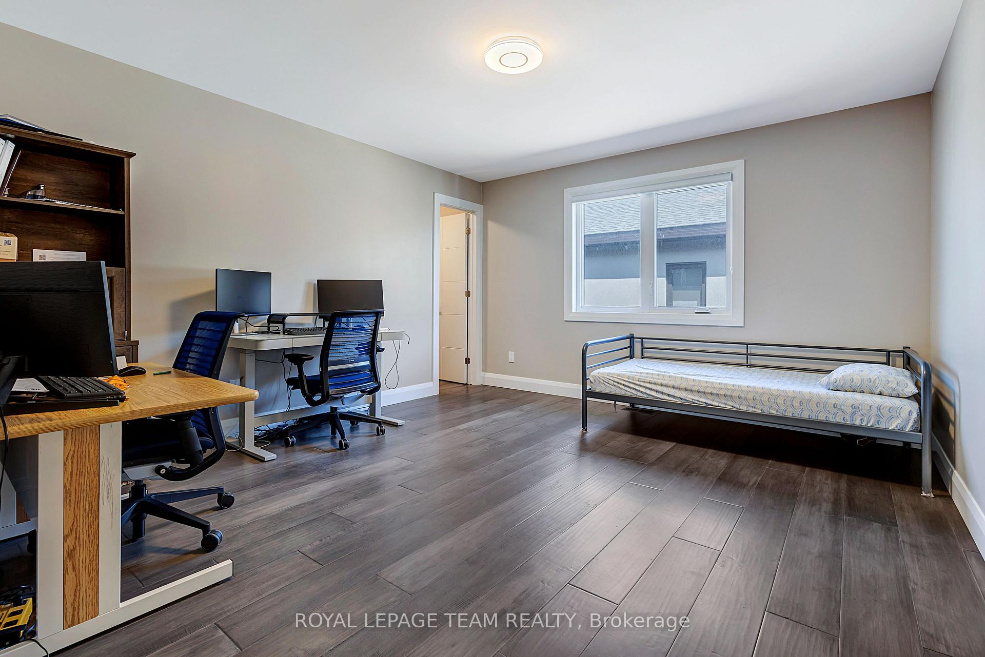 Photo 19 of 348 Abbeydale Circle, Ottawa, Kanata - Morgan's Grant/South March — HOMEH