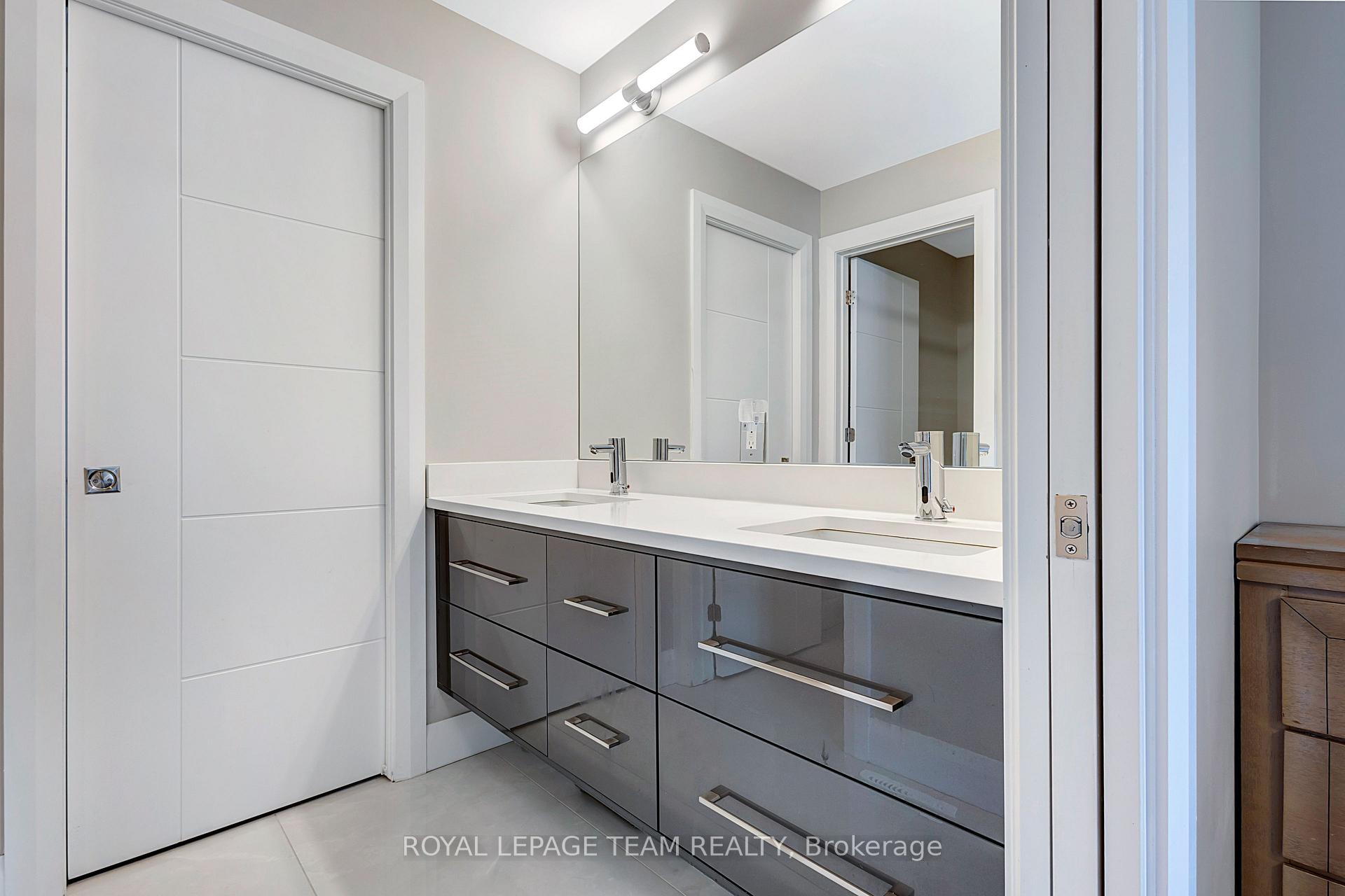 Photo 23 of 348 Abbeydale Circle, Ottawa, Kanata - Morgan's Grant/South March — HOMEH