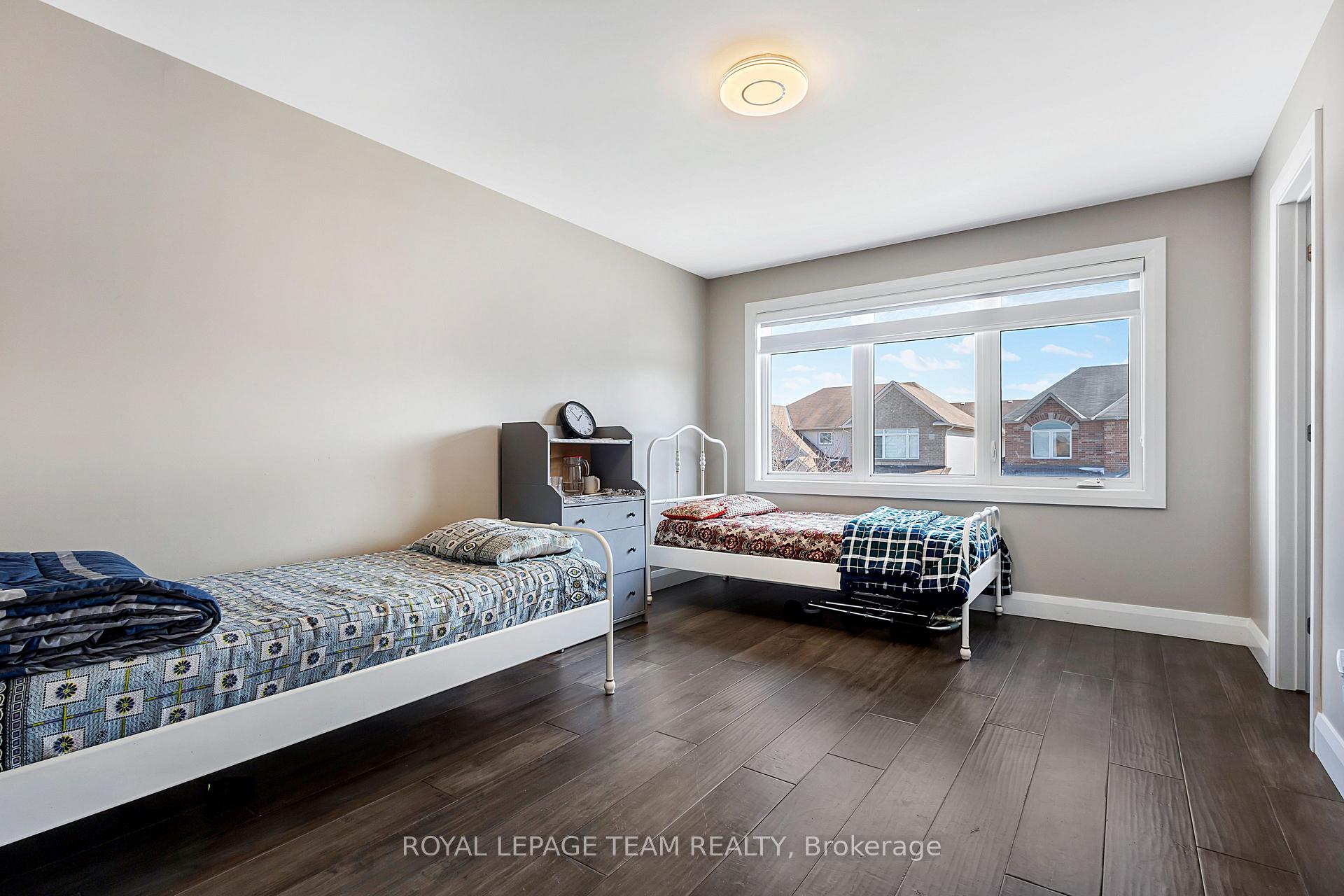 Photo 25 of 348 Abbeydale Circle, Ottawa, Kanata - Morgan's Grant/South March — HOMEH