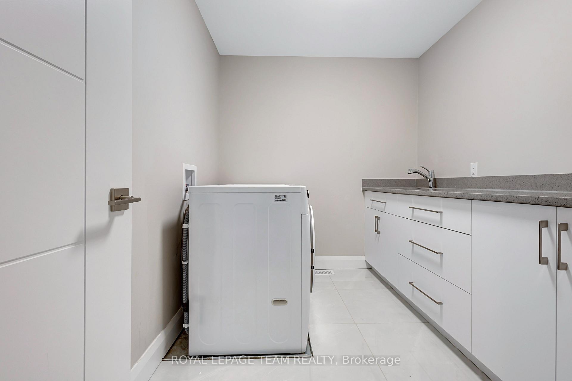Photo 26 of 348 Abbeydale Circle, Ottawa, Kanata - Morgan's Grant/South March — HOMEH