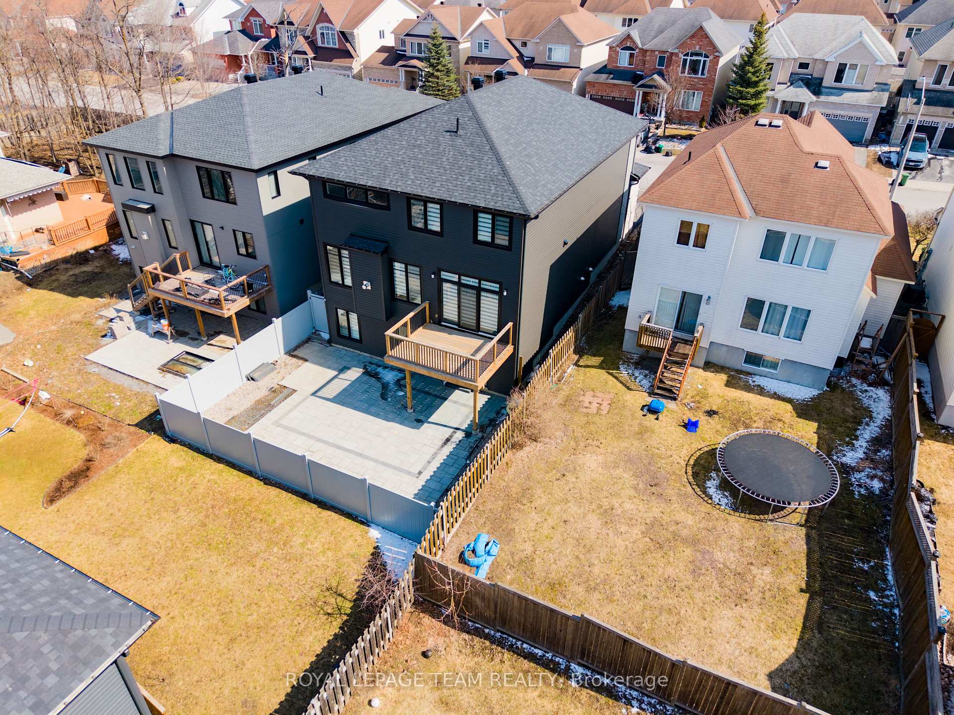 Photo 36 of 348 Abbeydale Circle, Ottawa, Kanata - Morgan's Grant/South March — HOMEH