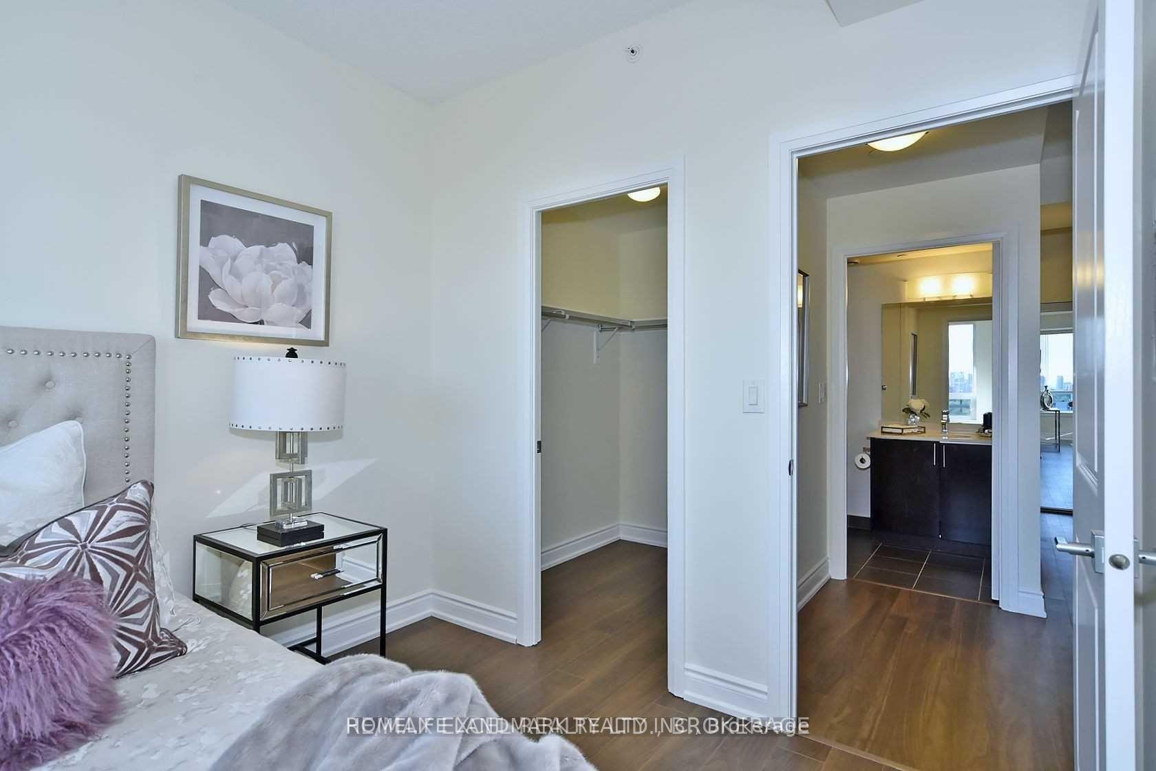 Photo 13 of Unit 1408, 7167 Yonge Street, Markham, Grandview — HOMEH
