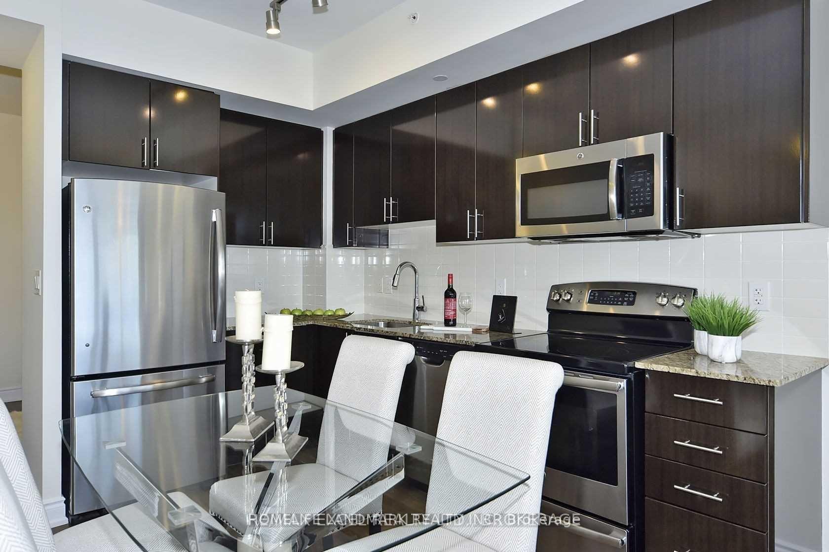 Photo 10 of Unit 1408, 7167 Yonge Street, Markham, Grandview — HOMEH