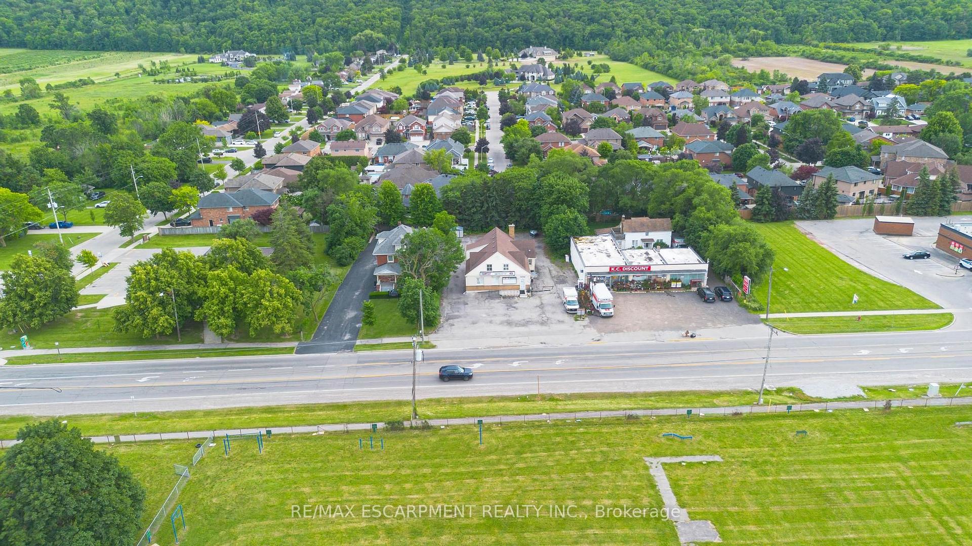 Photo 4 of 1260 Highway 8, Hamilton, Winona — HOMEH
