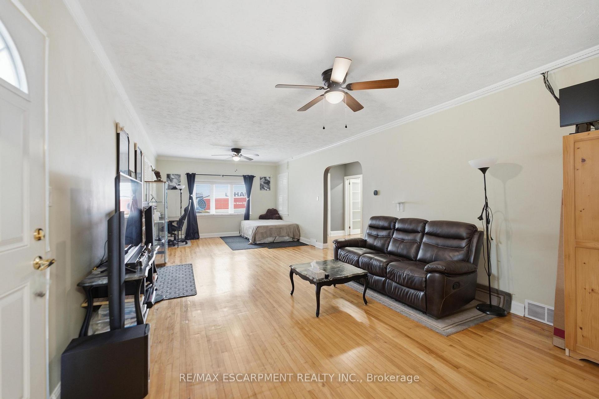 Photo 14 of 1260 Highway 8, Hamilton, Winona — HOMEH