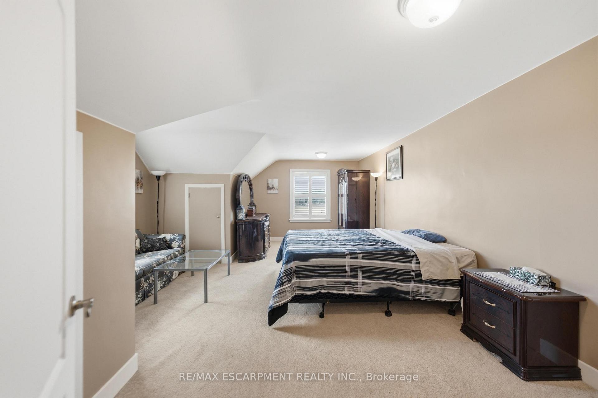 Photo 22 of 1260 Highway 8, Hamilton, Winona — HOMEH