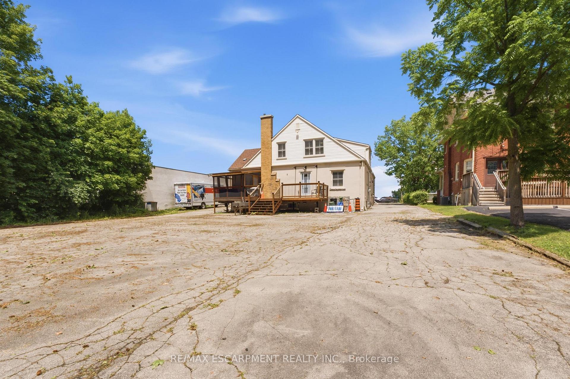 Photo 34 of 1260 Highway 8, Hamilton, Winona — HOMEH