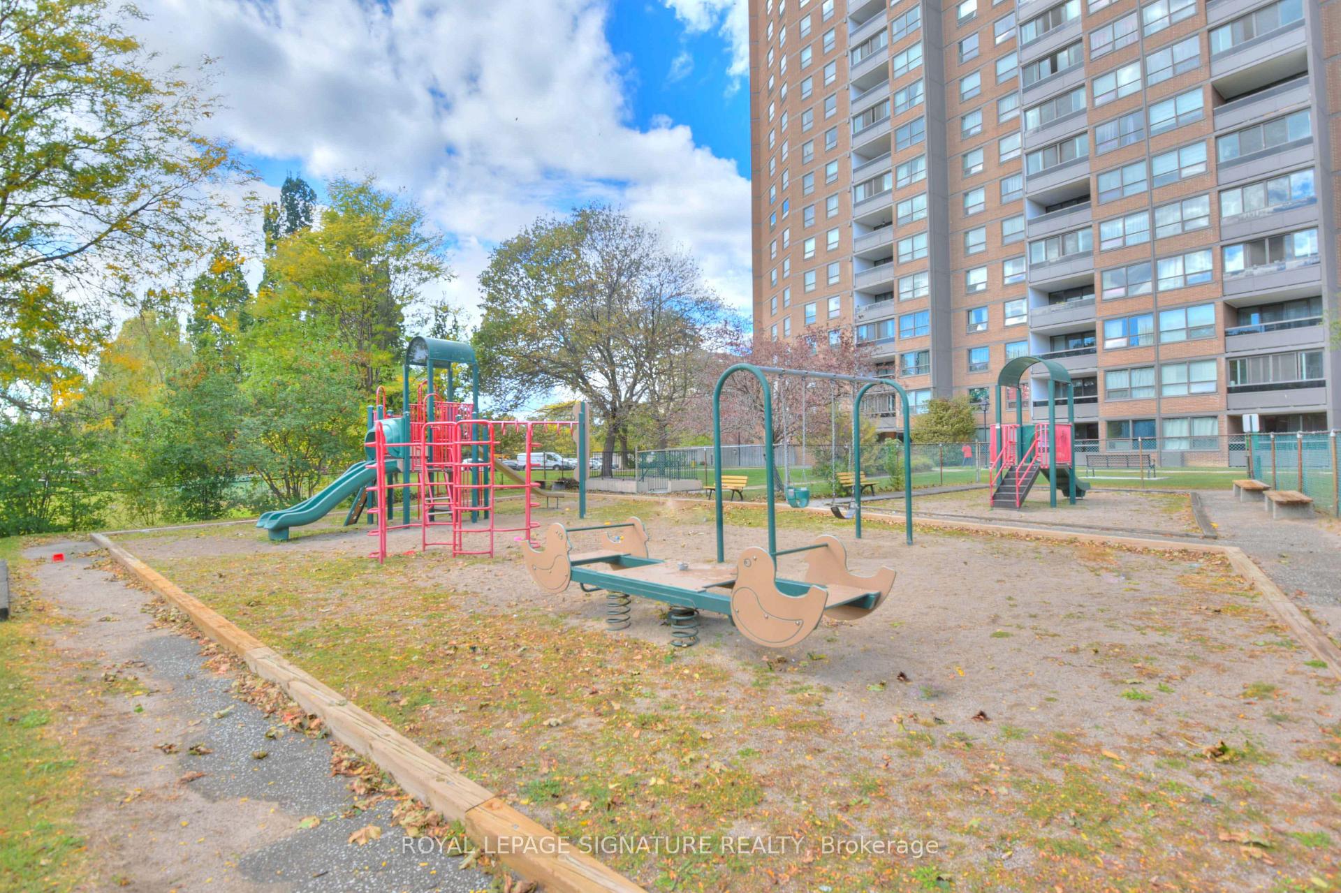 Photo 55 of Unit 1507, 627 The West Mall, Etobicoke, Eringate-Centennial-West Deane — HOMEH