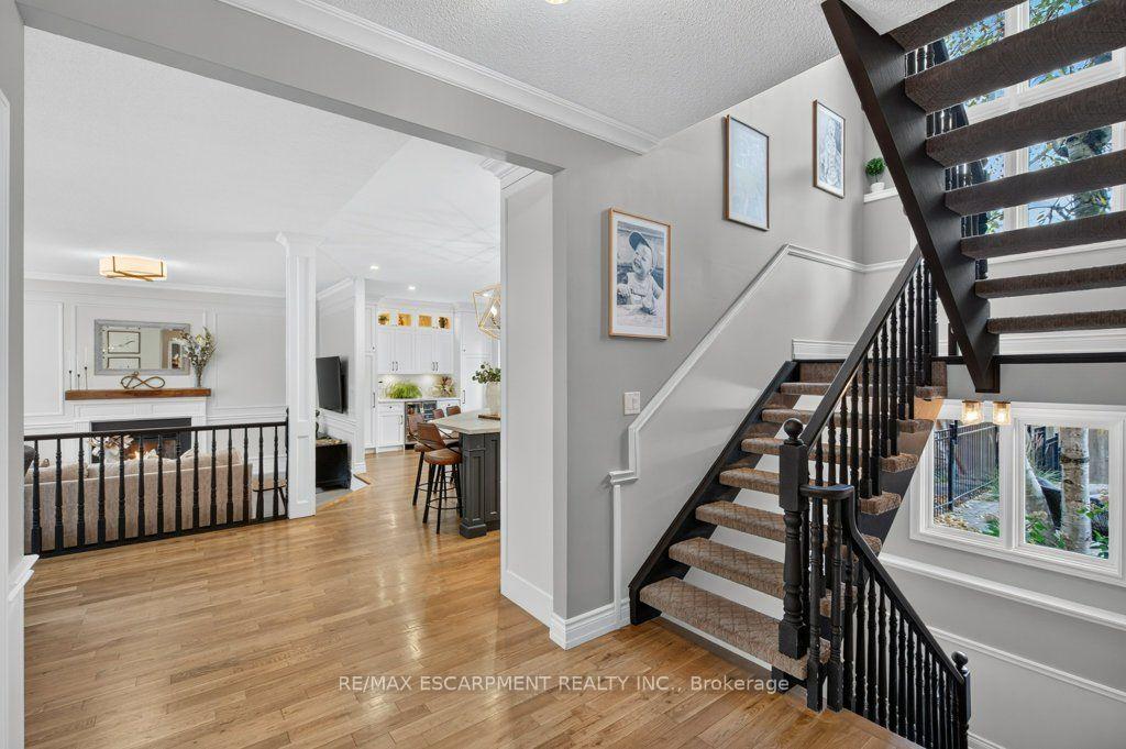 Photo 6 of 447 Golf Links Road, Hamilton, Ancaster — HOMEH