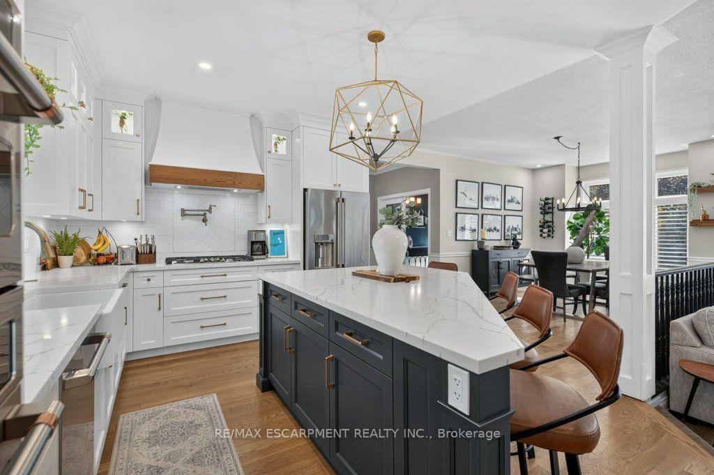 Photo 12 of 447 Golf Links Road, Hamilton, Ancaster — HOMEH