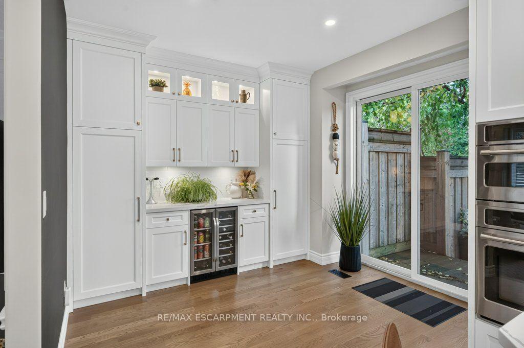 Photo 13 of 447 Golf Links Road, Hamilton, Ancaster — HOMEH
