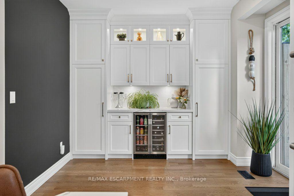 Photo 14 of 447 Golf Links Road, Hamilton, Ancaster — HOMEH
