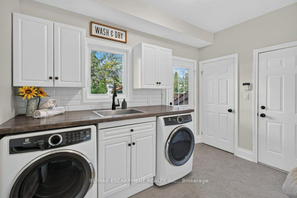 Photo 20 of 447 Golf Links Road, Hamilton, Ancaster — HOMEH