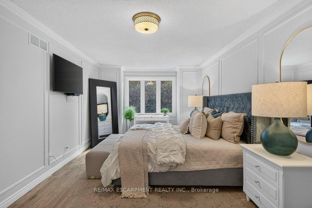 Photo 25 of 447 Golf Links Road, Hamilton, Ancaster — HOMEH