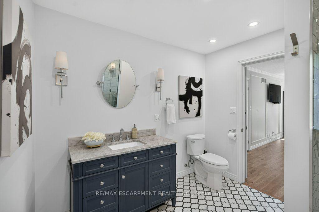 Photo 27 of 447 Golf Links Road, Hamilton, Ancaster — HOMEH