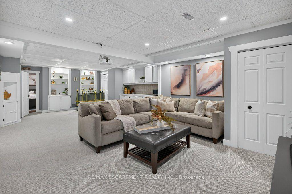 Photo 38 of 447 Golf Links Road, Hamilton, Ancaster — HOMEH